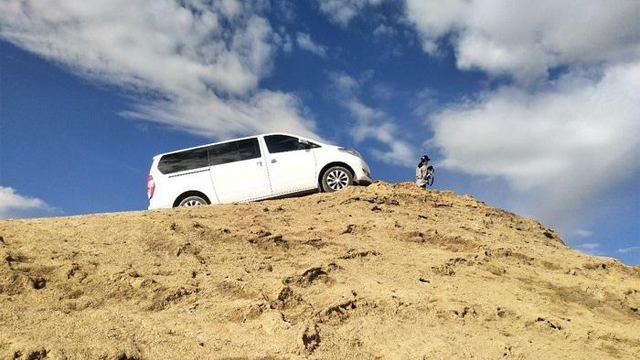 逢山开路不逊SUV——脱西装亮肌肉的硬派商务舱